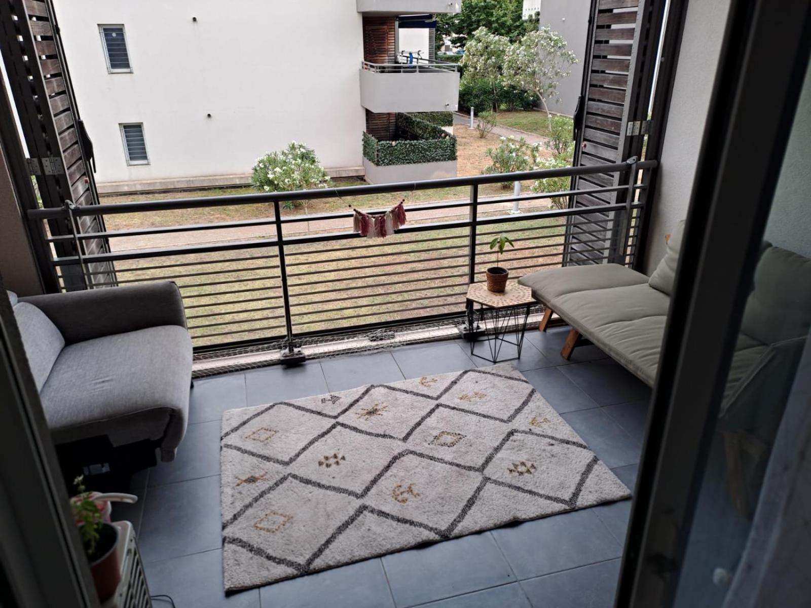 Appartement T2 Avec Terrasse, 5 Min De La Plage Fréjus Kültér fotó