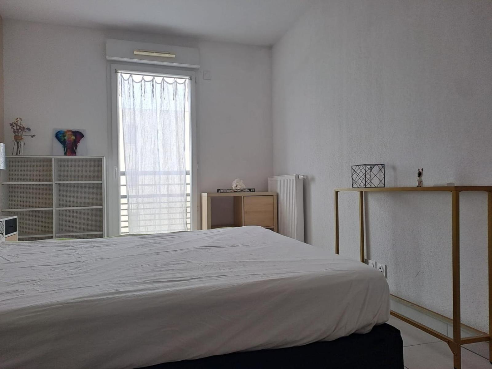 Appartement T2 Avec Terrasse, 5 Min De La Plage Fréjus Kültér fotó